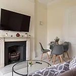 Cozy Flat In The Heart Of London